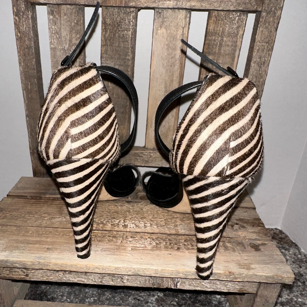 Kate Spade zebra print heels - Picture 3 of 6